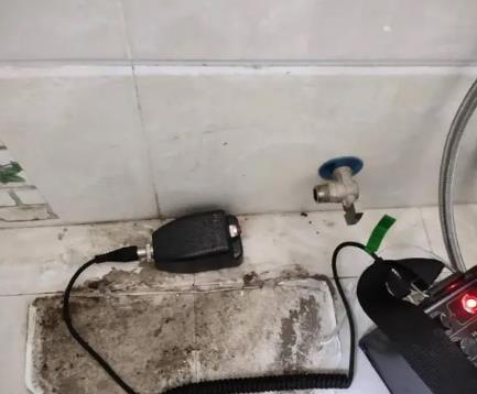 贞丰屋顶漏水维修公司分享下卫生间漏水的危害及解决方法